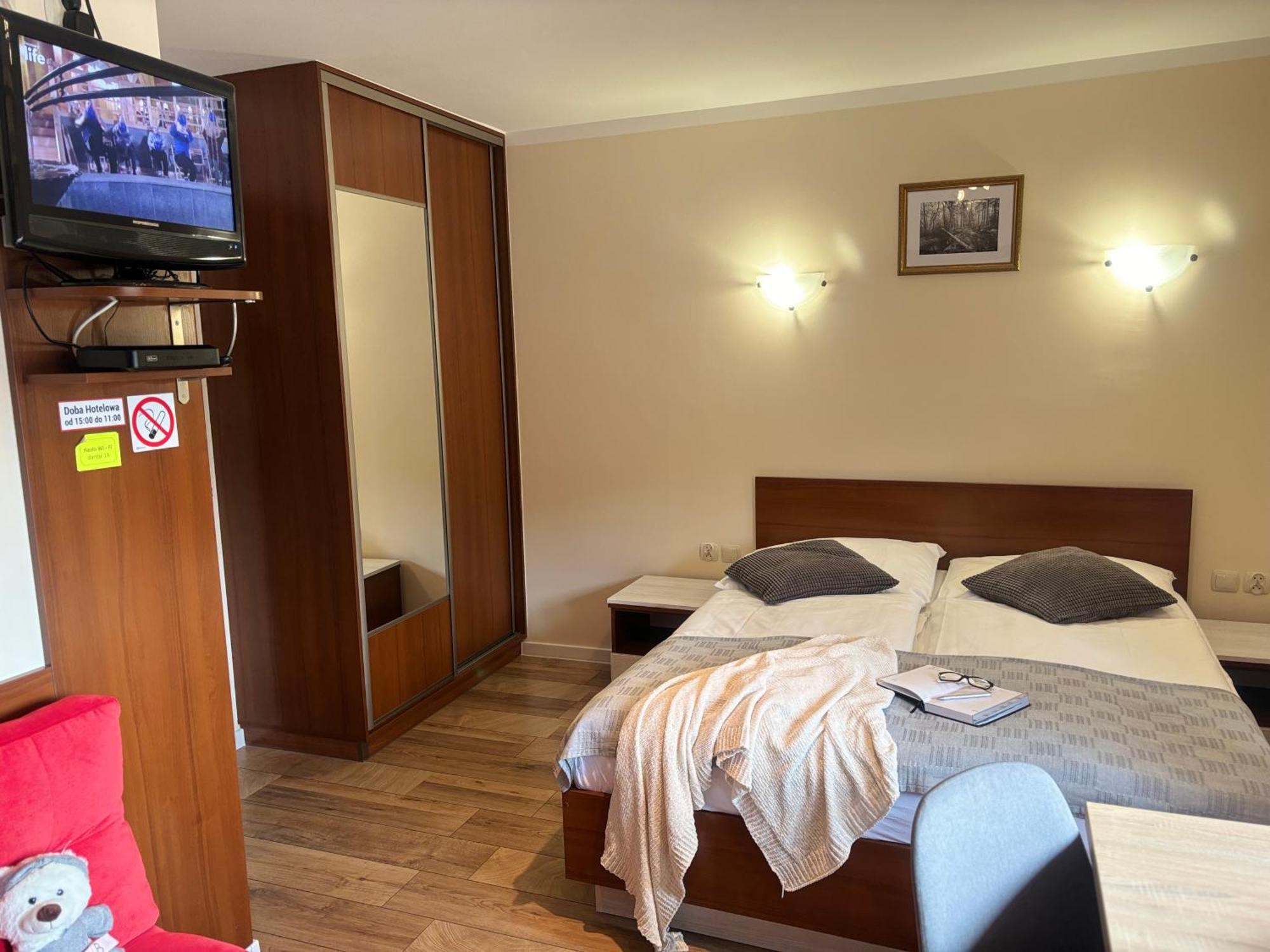 Hotel Dantar Bad Kudowa Zimmer foto